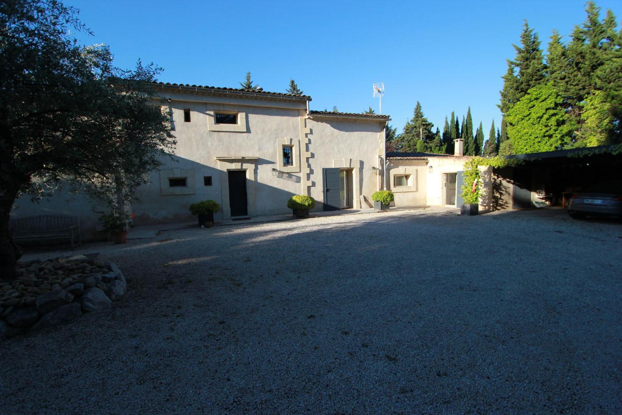 Mas Paloma Bed & Breakfast Rognonas Exterior photo