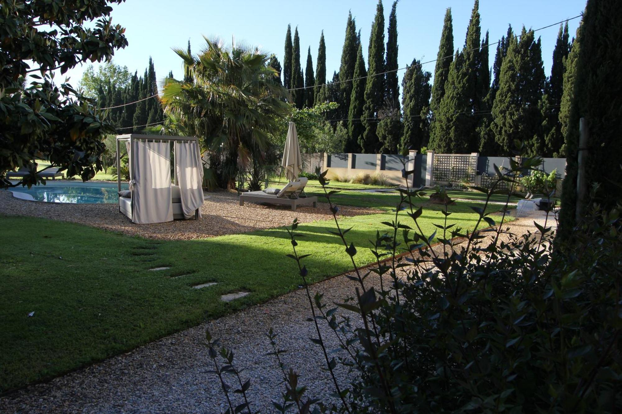 Mas Paloma Bed & Breakfast Rognonas Exterior photo